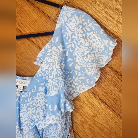 Luxology Light Blue And White Paisley Design Calf Length Small Jumpsuit NWT - Picture 3 of 13